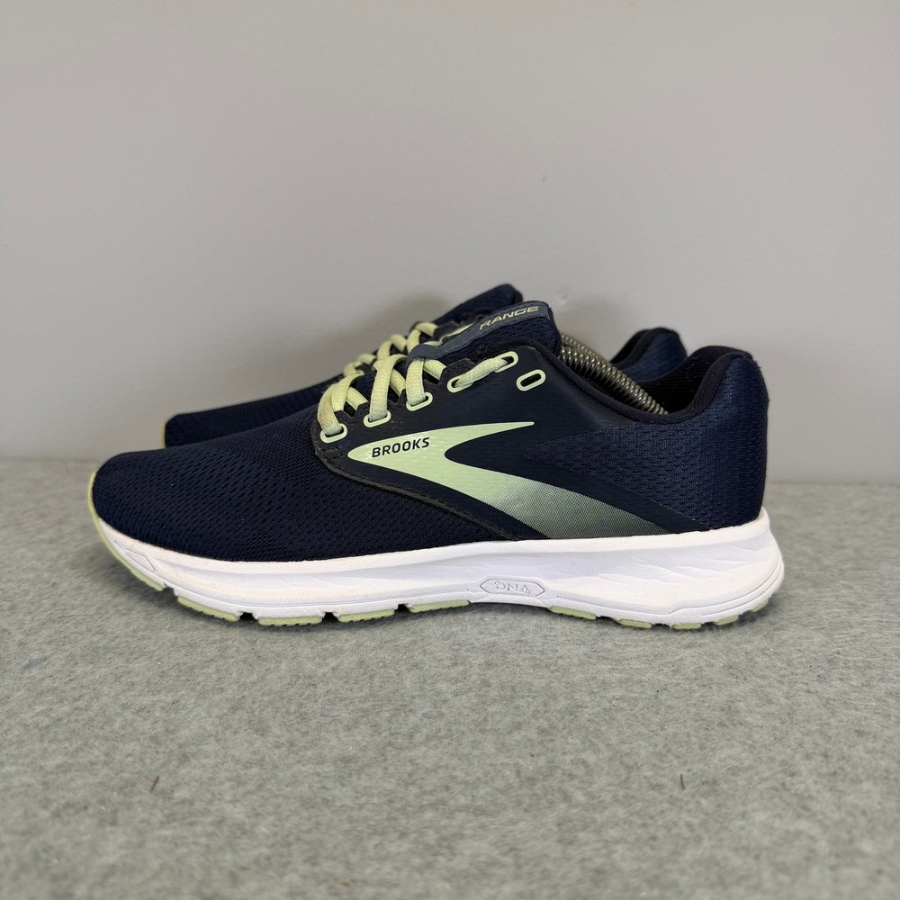 Brooks Range Womens Shoes Size 7 Navy Blue & White Running Sneakers 1203361B442